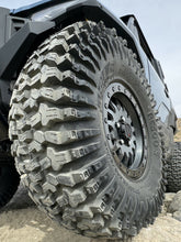 Load image into Gallery viewer, SYSTEM 3 - TIRE RC500 35X10R15 - S3-1368
